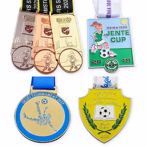 מדליית יצרנים סיטונאי באיכות גבוהה כדורגל מדליות אישית מותאם אישית כדורגל מדליות