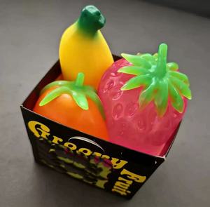 Vente en gros Need Ohh Groovy Fruit Squishy Toys Banane Fraise Orange Balles anti-stress Nedoh Jouets à presser à remontée lente - Product Image 2