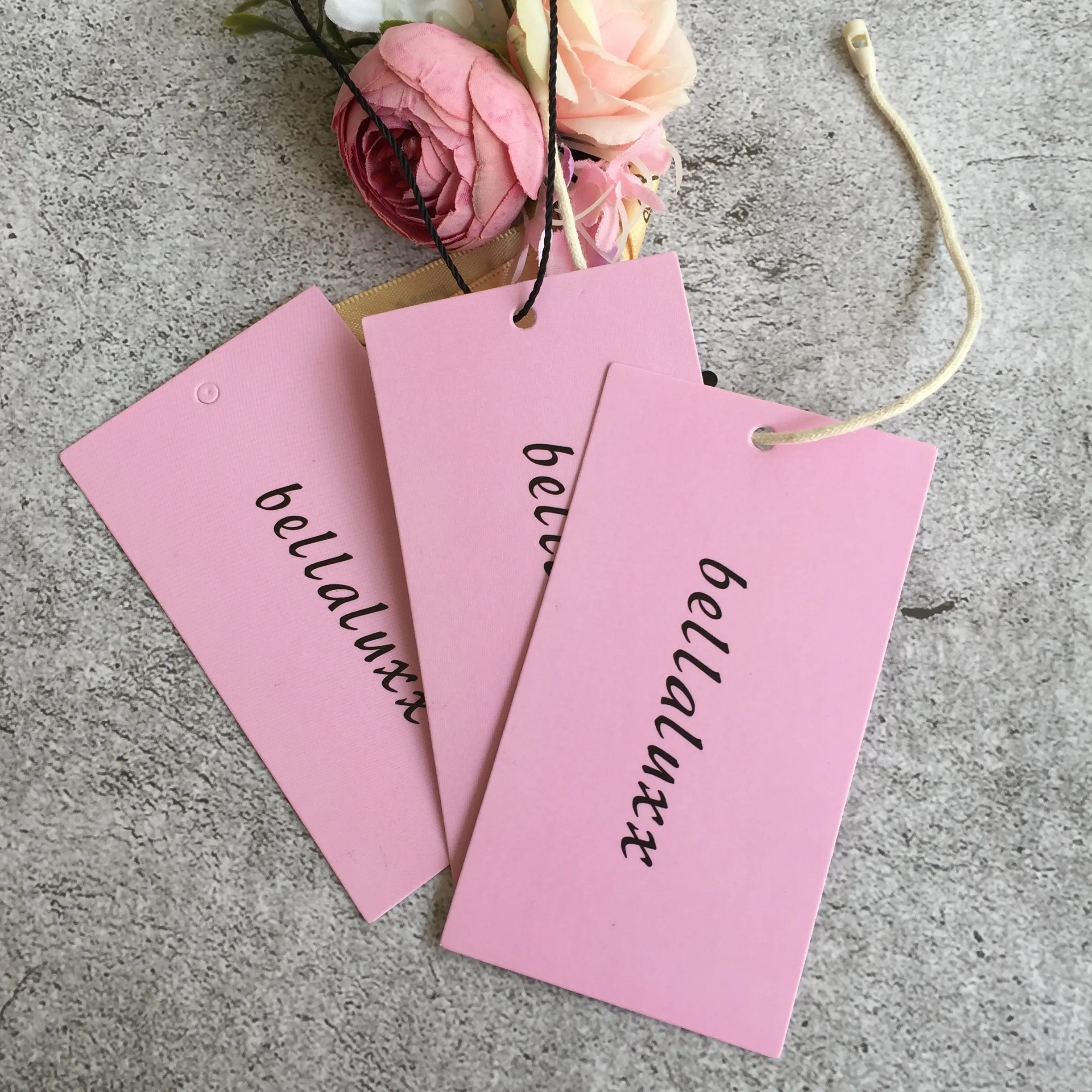 Roze Papier Hang Tag Groothandel, Labels En Hangtags , Custom Design Gerecycled Papier Kleding Hang Tag Logo Tag