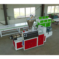 Línea de producción de panel de techo de perfil de plástico PVC, máquina de extrusión de tornillo doble