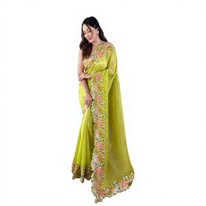 Sari Kanchipuram Naranja con Bordado Dori, Diseño Indio Tradicional Moderno de Alta Calidad de Fatema Fashion, Versátil para Uso Diario - Product Image 1