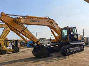 Excavatrice sur chenilles Hyundai 305 d'occasion, modèle 2023, 225lc-9s, 30,5 tonnes, godet de 1,6 m, composants essentiels en promotion à prix réduit - Product Image 5