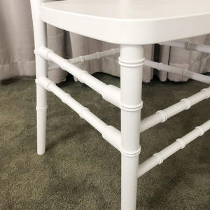 Venta al por mayor de alta calidad apilable PP plástico banquete Tifanny Chiavari boda silla sillas blancas para eventos - Product Image 5