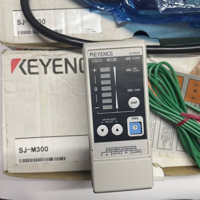 KEYENCE SJ-M300 Static Electricity Eliminator - High Performance