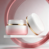 Ensemble de flacons cosmétiques en verre dégradé rose avec anneau doré, logo personnalisé, plusieurs tailles pour sérum