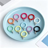 Anneaux ronds en silicone colorés, style fermoir mousqueton, pendentifs, breloques DIY pour poupées anime, porte-clés