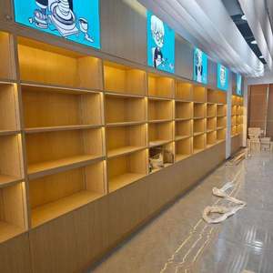 Expositor de Pared de Diseño Moderno Personalizado para Tiendas Minoristas, Mueble de Exhibición de Cosméticos, Panel de Madera para Centros Comerciales y Hoteles - Product Image 4