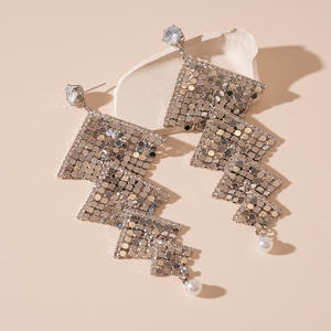 Pendientes exagerados de gama alta europeos americanos, pendientes de borla geométrica con flores incrustadas de diamantes, moda transfronteriza - Product Image 4