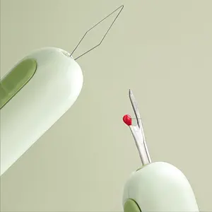 Hot Selling Needle Sewing Threader Wholesale Plastic Craft Needle Threader Tool For Hand Sewing