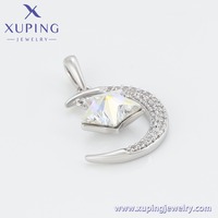 A00623260 Bijoux XUPING Plaqué Or 18 carats Pendentif Grand Modèle Lune et Étoile Tendance pour Femme