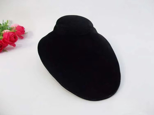 Présentoir de Colliers en Velours pour Mannequin, Accessoire de Présentation de Bijoux, Fabrication Soignée - Product Image 3