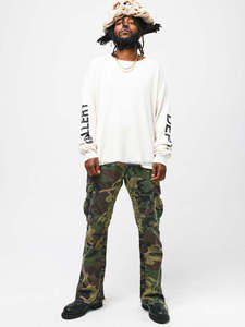 Pantalones Cargo de Camuflaje <span class=keywords><strong>Verde</strong></span> para Hombre con Diseño de Estampado de Tinta Salpicada, Estilo Casual Urbano, Corte Bootcut, Largos, de Invierno, con Estampado Frontal - Product Image 4