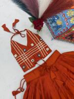 Set Lehenga Choli Anak Perempuan Kualitas Ekspor untuk Navratri, Gaun Chaniya Choli Tradisional untuk Garba dan Dandiya Tersedia dengan Harga Ekspor