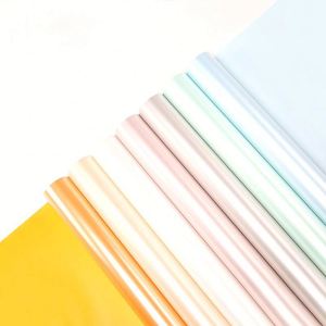 Feuille de papier d'emballage pour fleurs, 58x58cm, imperméable, couleur unie, revêtement nacré - Product Image 2