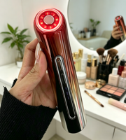 Appareil de beauté, appareil de lifting cutané, masseur facial à lumière rouge et bleue, équipement de beauté pour usage domestique, appareil de lifting du visage, baguette de massage des yeux
