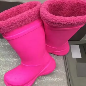 2023 yeni moda tasarım kızlar kauçuk üst pamuk astar 5.5cm diz çizme platformu topuk jöle renk yağmur çizmeleri kadınlar için