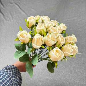 Magnifique <span class=keywords><strong>bouquet</strong></span> <span class=keywords><strong>de</strong></span> roses artificielles transfrontalières pour célébration <span class=keywords><strong>de</strong></span> mariage, <span class=keywords><strong>bouquet</strong></span> <span class=keywords><strong>de</strong></span> <span class=keywords><strong>mariée</strong></span> à 18 têtes <span class=keywords><strong>de</strong></span> roses - Product Image 5
