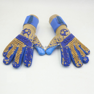 Guanti da portiere in lattice importati Super morbidi guanti da portiere da calcio guanti da portiere con protezione per le dita - Product Image 4