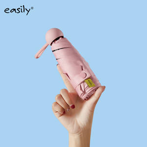 Mini-parapluie de poche 5 pliants bon marché en gros avec protection solaire à commande manuelle et étui EVA pour cadeaux - Product Image 5