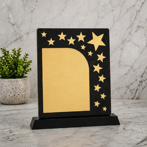 Plaque en bois sur le thème des étoiles, modèle 1137, gravée au laser, récompense pour les sports et les jeux, avec option de personnalisation disponible - Product Image 1