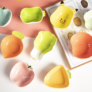 Petite assiette à sauce en porcelaine écologique, forme de fruits et légumes de dessin animé, mini bol à trempette, design japonais, pour enfants et maison - Product Image 3