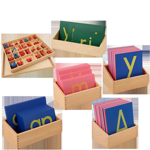<span class=keywords><strong>Papier</strong></span> de verre en <span class=keywords><strong>bois</strong></span> pour enfants lettres imprimer jeu de société éducatif Montessori matériaux aides pédagogiques jouets pour garçons filles - Product Image 2