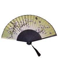 Éventail pliant en bambou pour demoiselles d'honneur, idéal pour le jour du mariage - Style chinois traditionnel avec une touche japonaise, motif floral et papillon