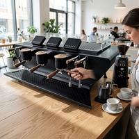 Grande puissance robuste 180 tasses/h semi-automatique Commercial Cafe Barista Machine à café expresso 3 groupes 4 chaudières indépendantes