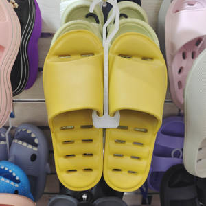 Özel kalın taban EVA terlik yumuşak yastık slaytlar bayanlar erkekler için 4CM platformu gündelik giyim Hollow sızdıran banyo terliği - Product Image 5