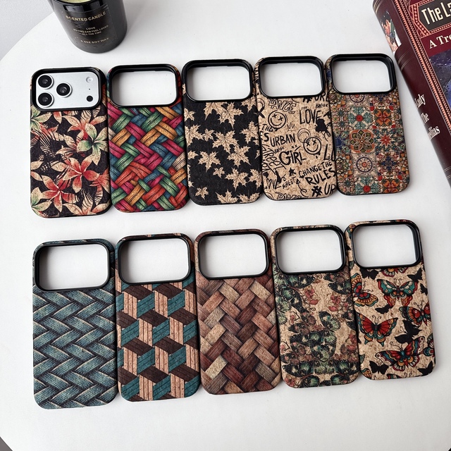 Denior 2026 New for iPhone 17 Pro Max PC Material Retro Floral Wireless Charge Anti-Fingerprint Shockproof Phone Case