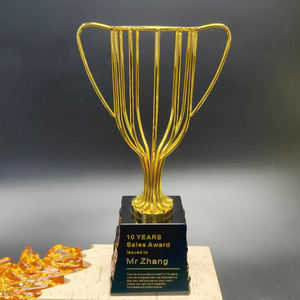 Trofeo de cristal del Santo <span class=keywords><strong>Grial</strong></span> de metal al por mayor Premios de actividad religiosa y cultural Reconocimiento de ceremonia sagrada - Product Image 1
