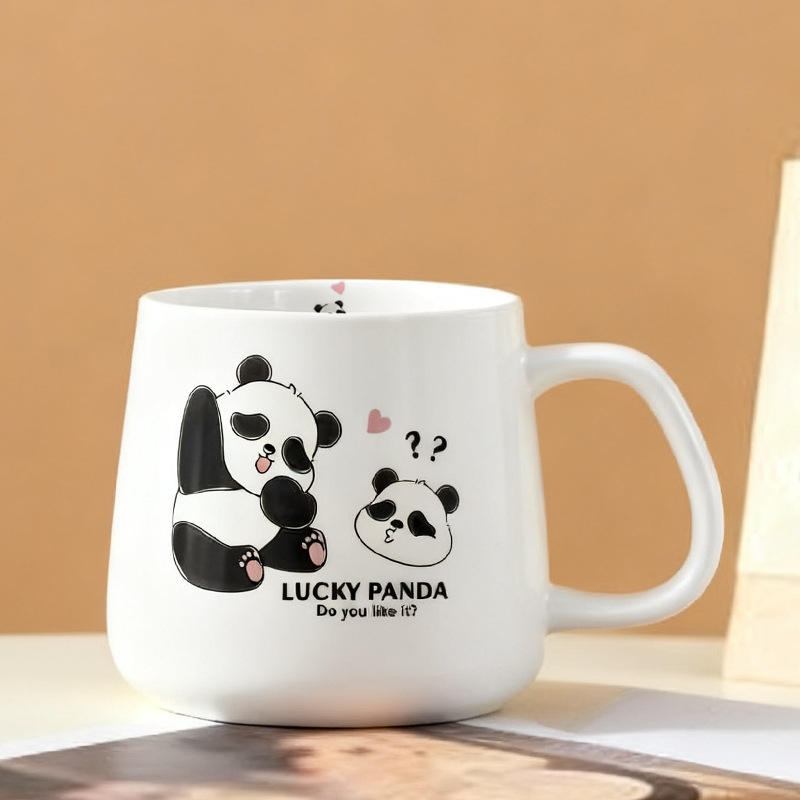 แพนด้าที่ยกมือขึ้น