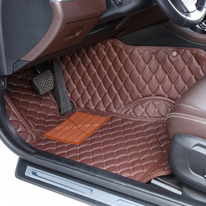 Ensemble complet de tapis de sol pour voiture de luxe avec logo personnalisé - Product Image 3