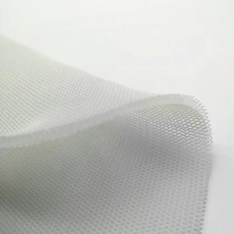 015 factory hot sale 3d air mesh 100% polyester 3d spacer mesh soft fabric for car pillow usage pillow inner