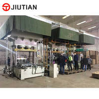Ligne de production entièrement automatique pour la fabrication de palettes en bois moulé