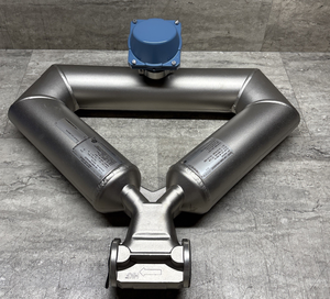 Medidor de Flujo Másico Coriolis Serie CMF (CMF025, CMF050, CMF100, CMF200) para Aceite y Aire, Tipo Abrazadera, de Acero Inoxidable - Product Image 1