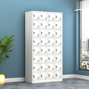 Les vestiaires des hôpitaux et des écoles comportent des armoires de rangement en métal à plusieurs portes avec un design moderne et des armoires en acier. - Product Image 1