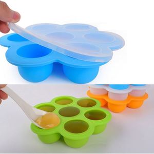 Wholesale Custom Logo Eco-friendly Food Grade Silicone Ice Cube Mold Collapsible Freezer Tray 7 Holes Quick Frozen Easy Release - Product Image 4