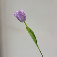Koninklijke Hoogwaardige Hot Selling Mini Tulpen Kunstbloemen Real Touch Modern Bloemendesign PU Thanksgiving Valentijnsdag Huisdecoratie