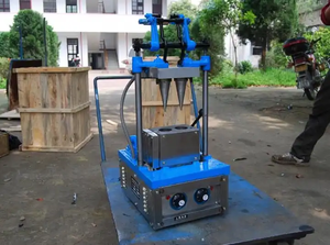 Pas cher prix 110V220V automatique <span class=keywords><strong>mini</strong></span> cône sorbetière machine un <span class=keywords><strong>cornet</strong></span> de glace <span class=keywords><strong>cornet</strong></span> de glace à vendre - Product Image 2