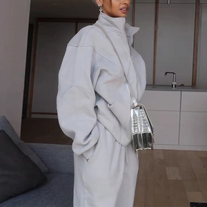 Tuta Sportiva da <span class=keywords><strong>Donna</strong></span> Personalizzata, Set Due Pezzi con Felpa con Zip e Pantaloni Jogger, Abbigliamento Casual Sportivo in <span class=keywords><strong>Pile</strong></span>, Set <span class=keywords><strong>Oversize</strong></span> da <span class=keywords><strong>Donna</strong></span> - Product Image 4