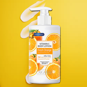 Etiqueta privada 300ml Hombres Mujeres Anti Manchas oscuras Hidratante Blanqueamiento Vitamina C Cúrcuma Ácido Kójico Loción corporal - Product Image 1