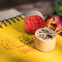Tampons en bois personnalisés multi-styles avec logo gravé pour le scrapbooking et l'usage décoratif