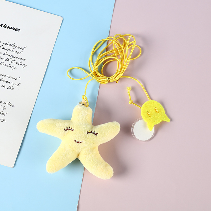 Étoile de mer en peluche jaune