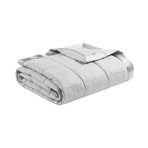 Couverture de lit alternative en duvet surdimensionnée DB avec garniture élégante en satin - Product Image 3
