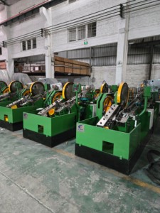 Máquina Roscadora de Varillas Automática de Alta Velocidad, Nueva, con Motor de 380V y Capacidad de 70-90/min - Product Image 1