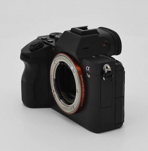 Appareil photo plein format A7M3 d'occasion — 24,2 MP + autofocus 693 points, excellent état, entièrement fonctionnel, le choix idéal pour les débutants en plein format ! - Product Image 3