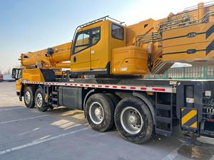 Grúa móvil sobre camión de 50 toneladas TC500C5 de China con patas de apoyo o extensiones - Product Image 3