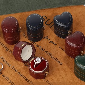 Boîtes à bijoux de luxe en cuir PU de haute qualité, formes variées, mini boîte à bijoux pour proposition de mariage, bague de fiançailles - Product Image 5