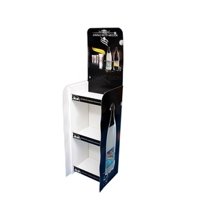 ขาตั้งแสดงสินค้าแบบพับได้ พิมพ์ลายตามสั่ง สำหรับสินค้าประเภท Pop Products ทำจากกระดาษแข็งรีไซเคิล ใช้สำหรับวางบนพื้น เหมาะสำหรับร้านค้าปลีกขนม - Product Image 3